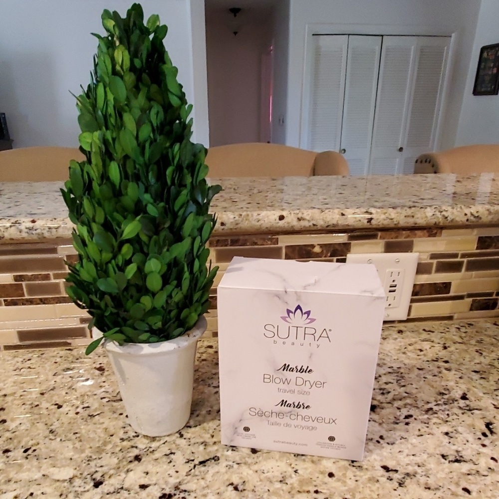 Sutra Beauty Marble Mini Blow Dryer